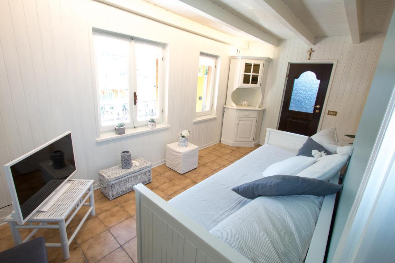 La Casa Dei Cigni Sul Lago D'Orta Omegna Extérieur photo